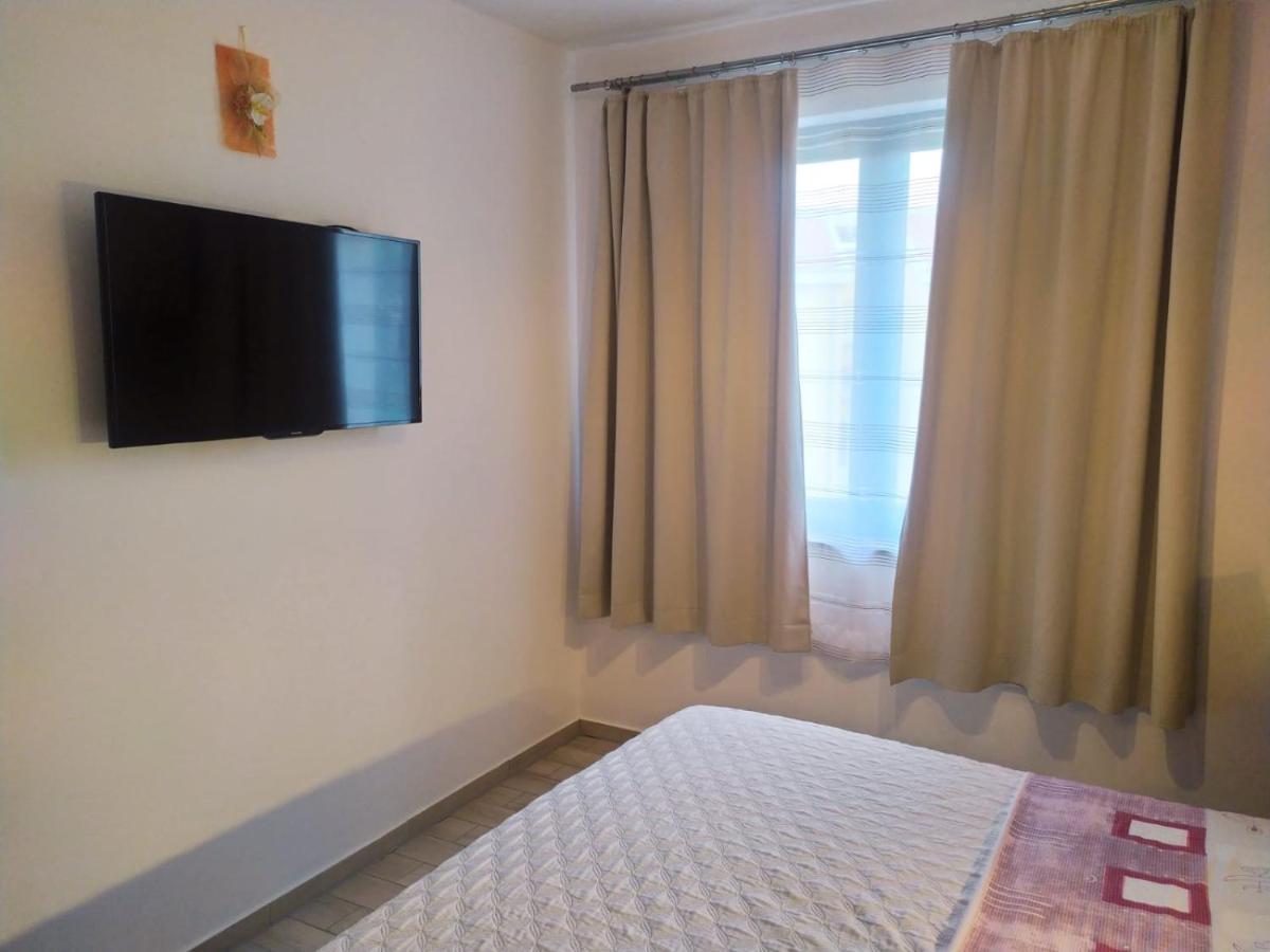 Rimbaldo Apartments 克尔克 外观 照片