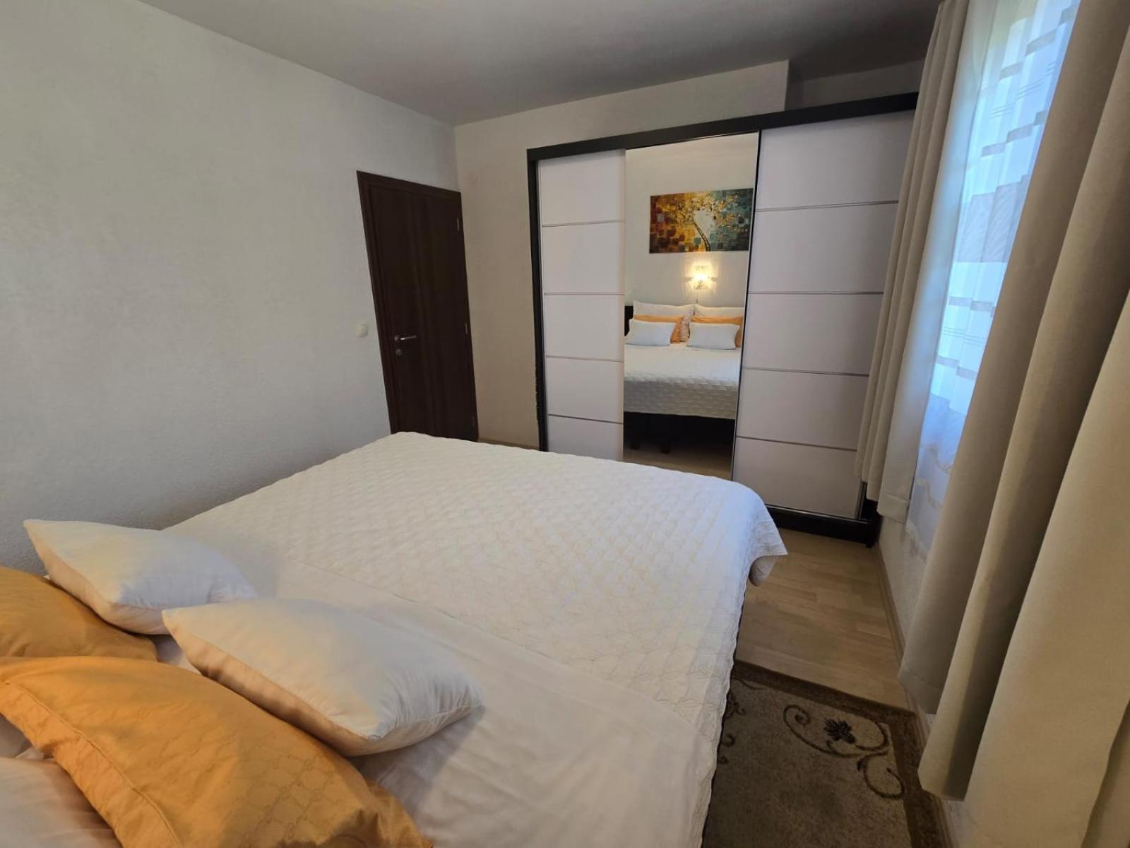 Rimbaldo Apartments 克尔克 外观 照片
