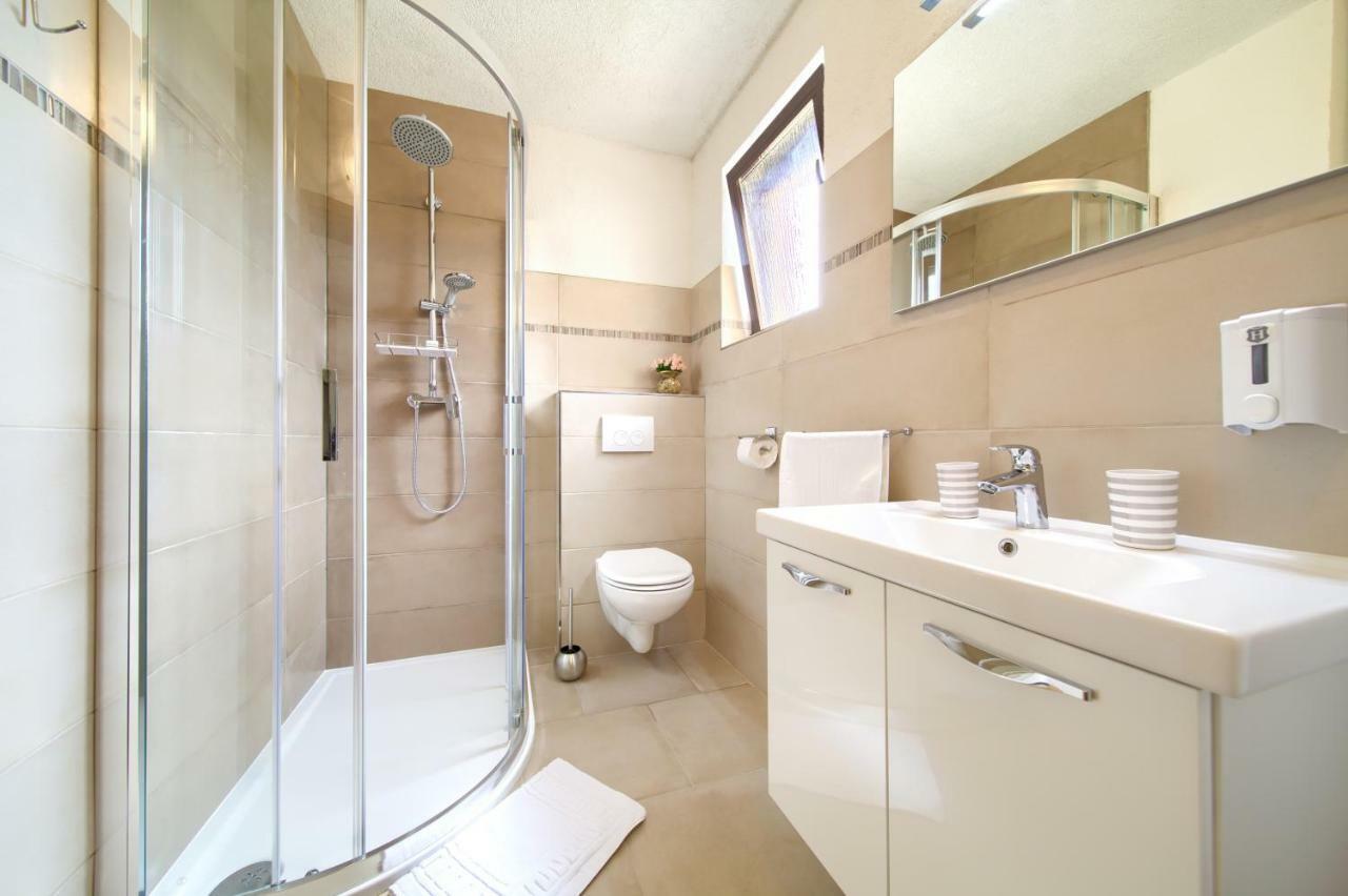 Rimbaldo Apartments 克尔克 外观 照片